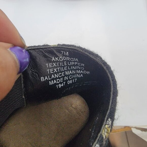 ✨✨✨Ann Klein 7 Women's Gorgia Chelsea bootie boots Black Silver floral roses New - Picture 7 of 9